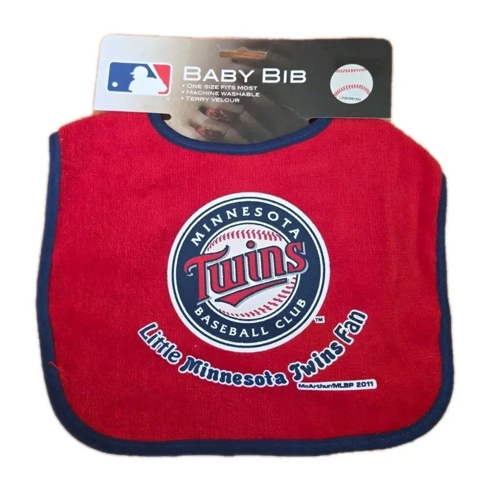 MLB Minnesota Twins Baby Bib Terry Velour Baseball NEW Machine Washable Red
